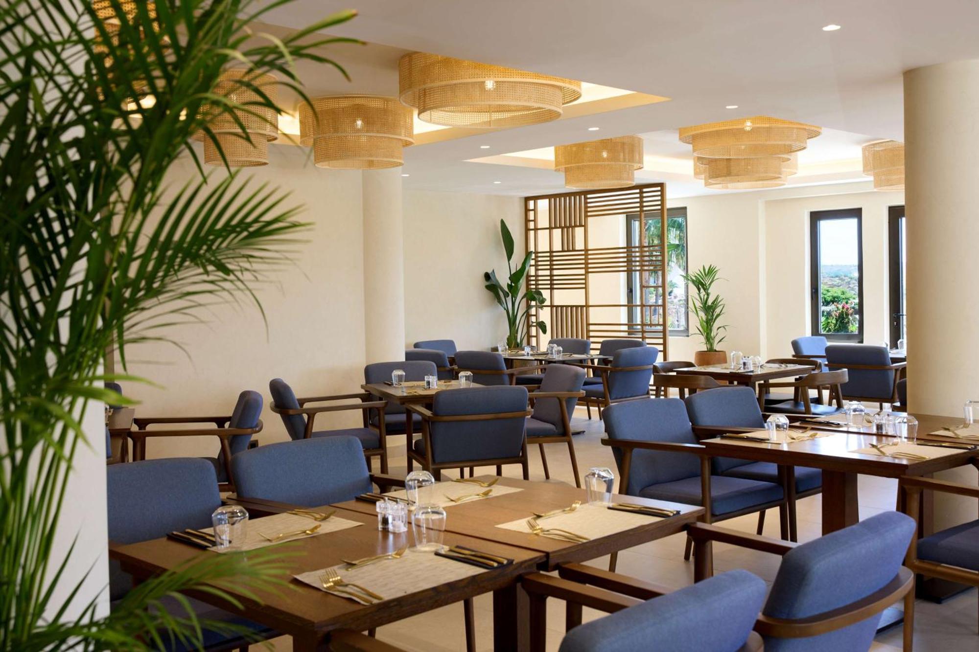 Isla Brown Chania Resort, Curio Collection By Hilton Stavros  Exterior photo